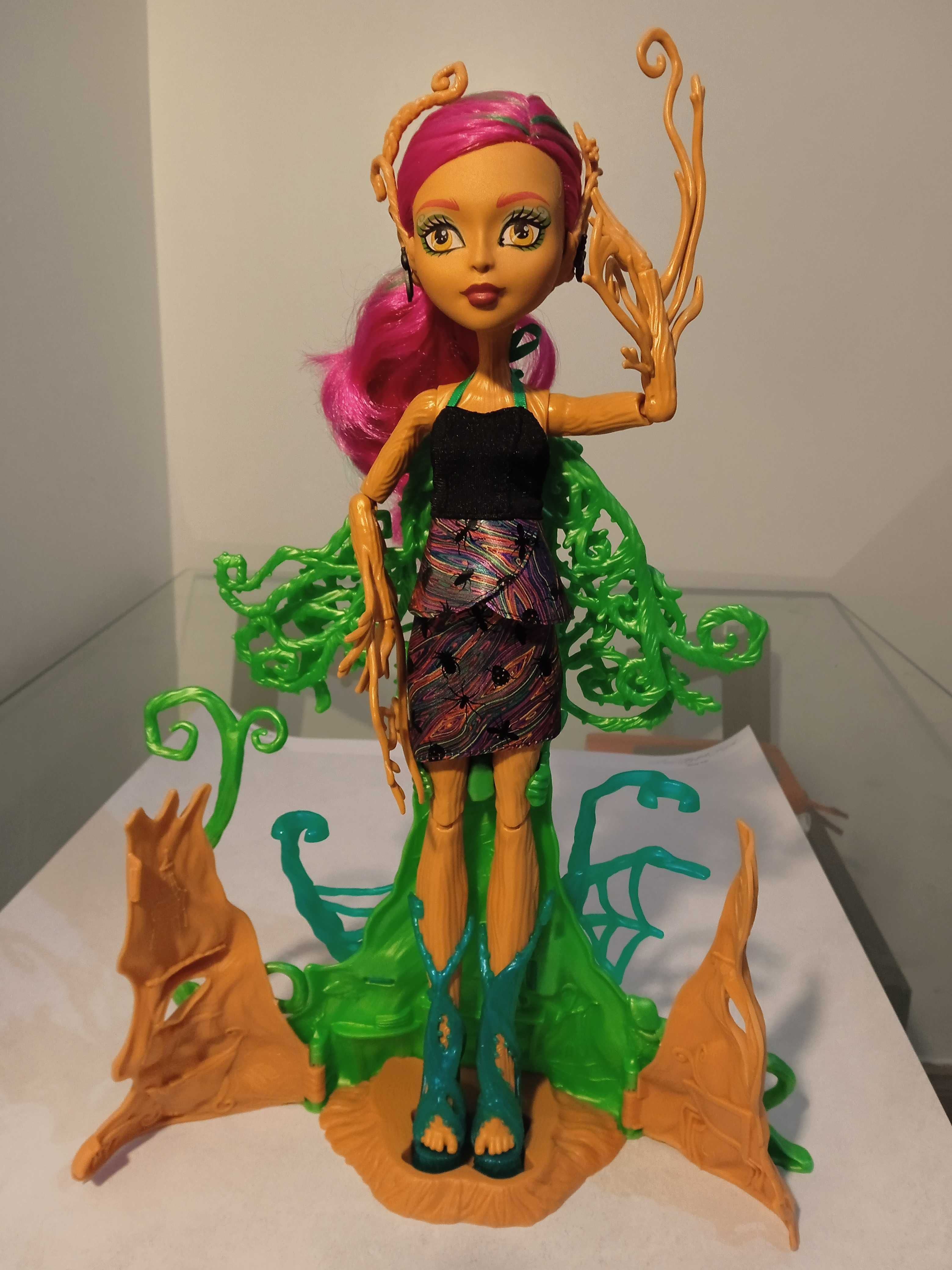 Boneca Monster High - Threesa Thornwillow