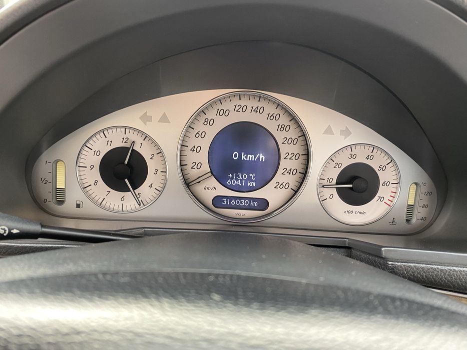 Mercedes-Benz w211 Avangard