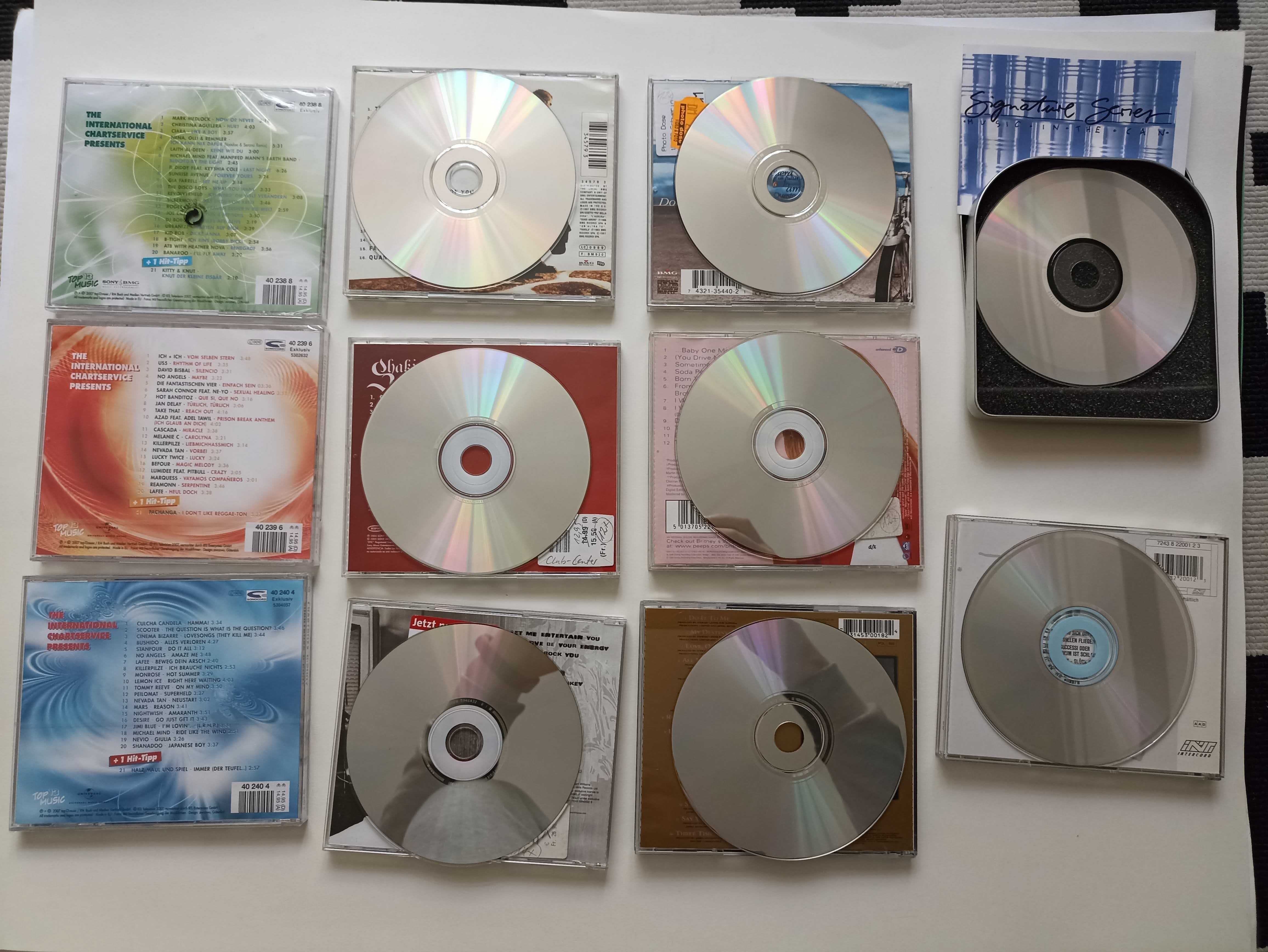 CD de várias músicas populares