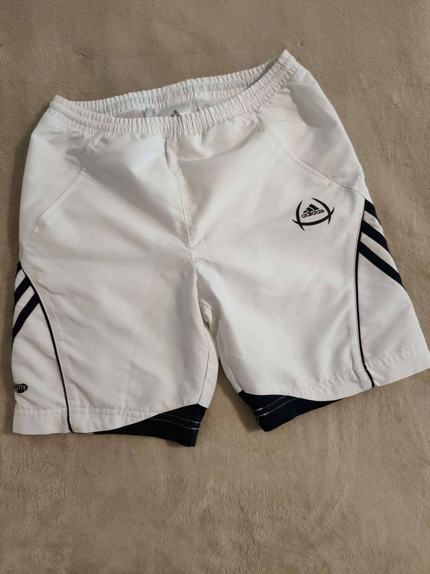 Kąpielówki adidas r. XS