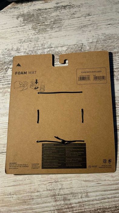Mata piankowa Burton Foam Mat - nowa, oryginalna