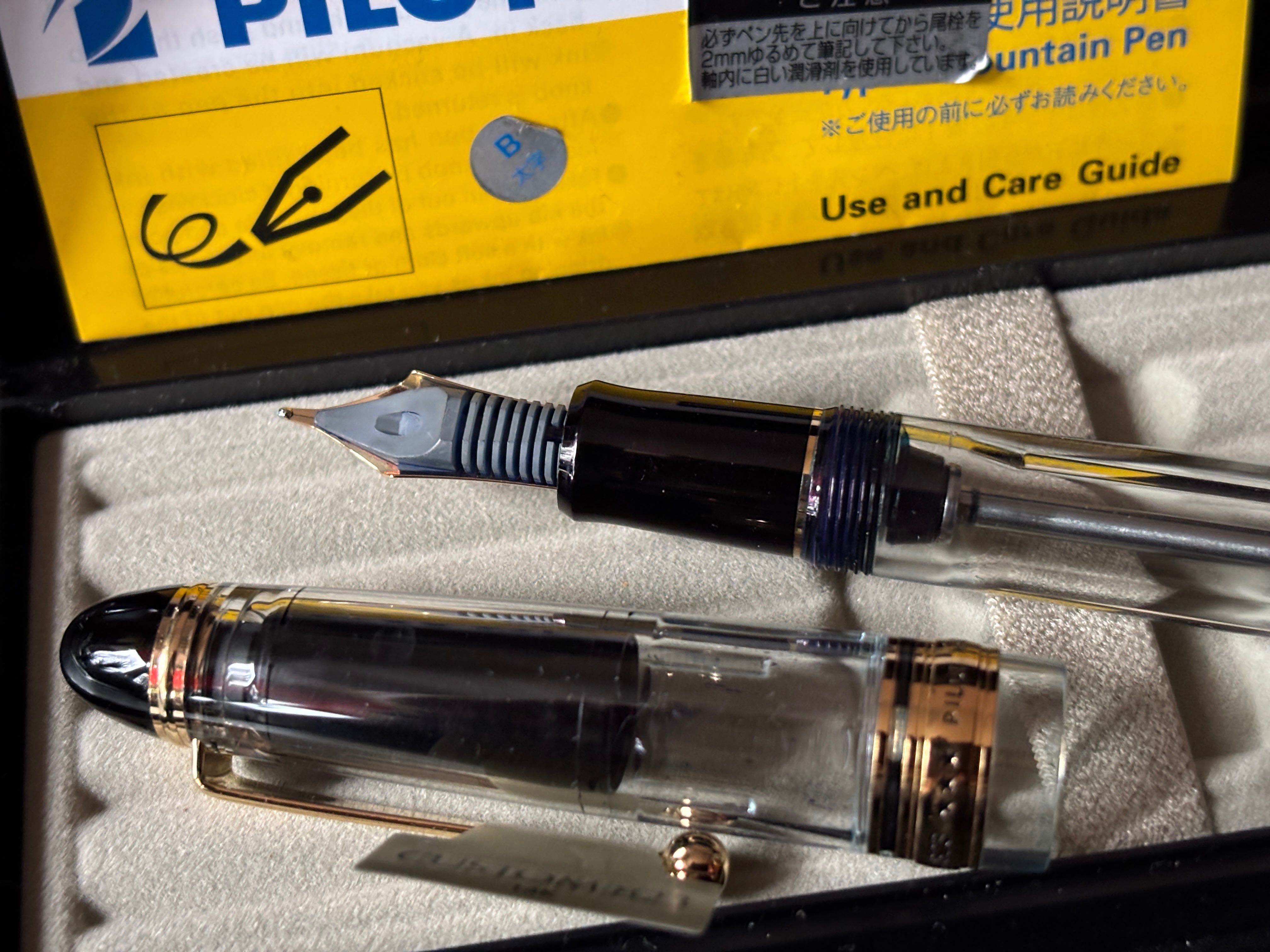Pióro wieczne Pilot 823 “B” (niestandard. stalówka Pilota 18k) +2xatr.