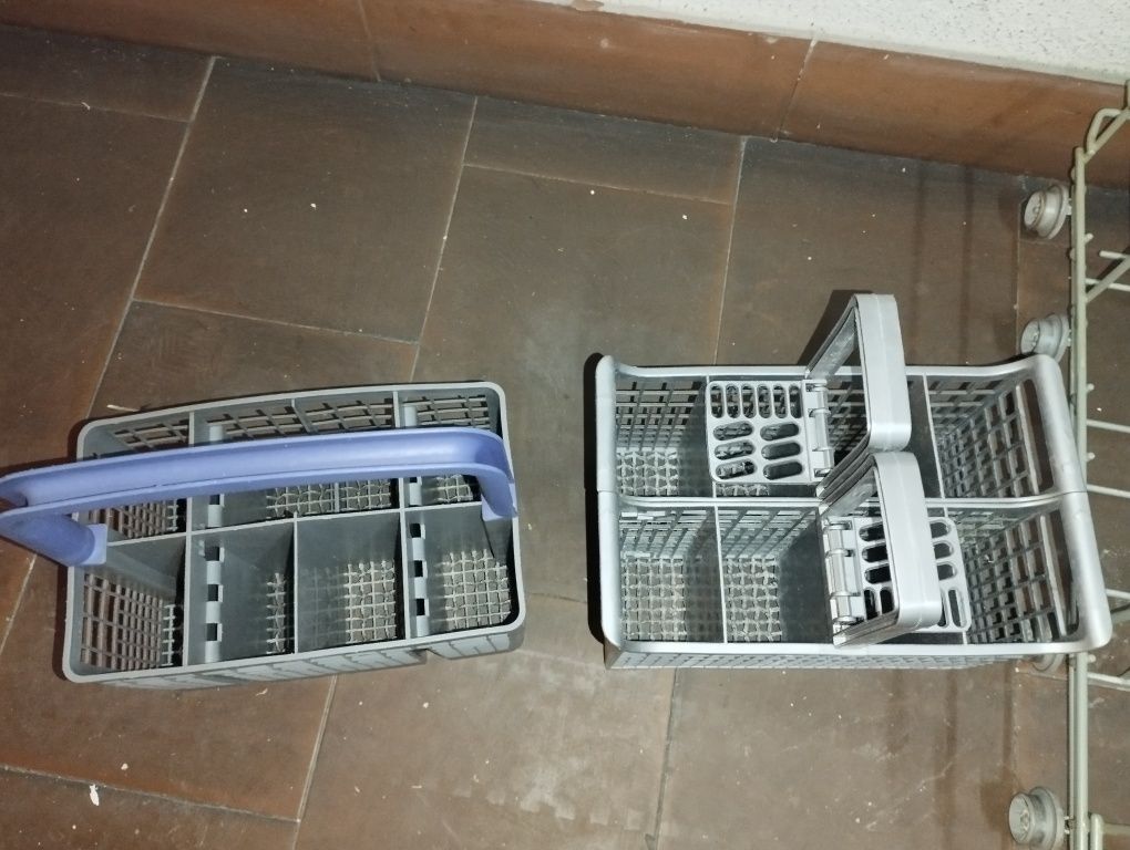 Cesto talheres máquina loiça