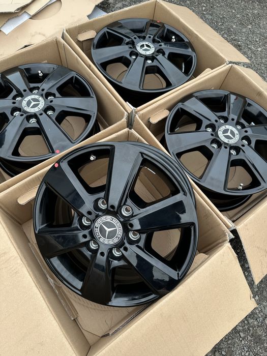 Диски  мерседес спрінтер 907 906 резина диски