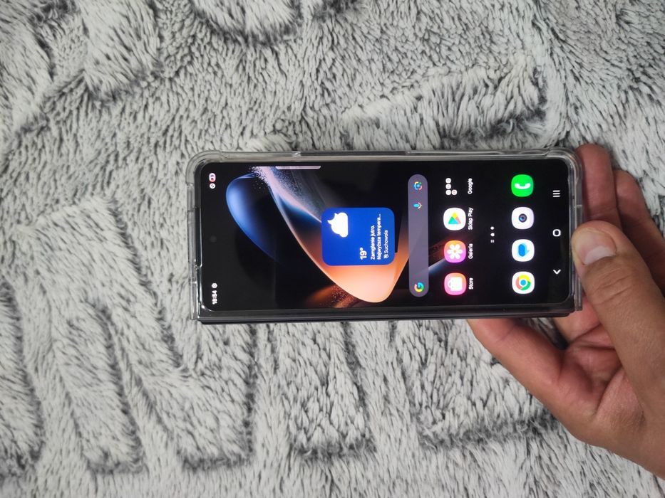 Samsung Galaxy Z Fold4