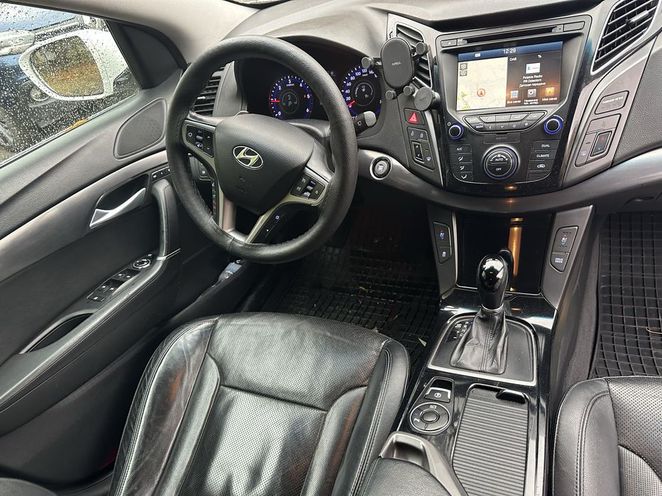 Hyundai I40 2015 1.7 D срочно