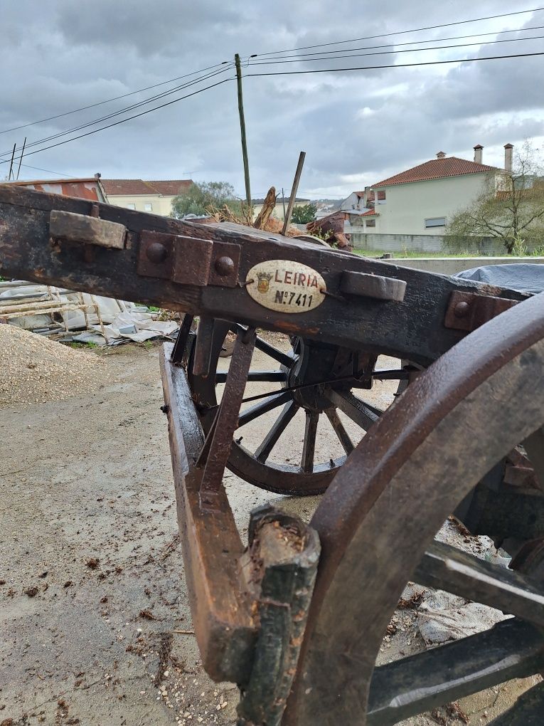 Carro de bois antigo