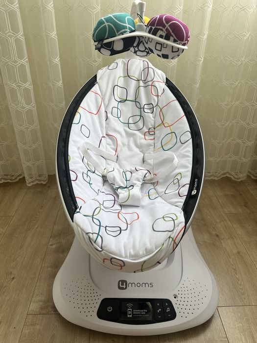 Крісло-гойдалка 4MOMS