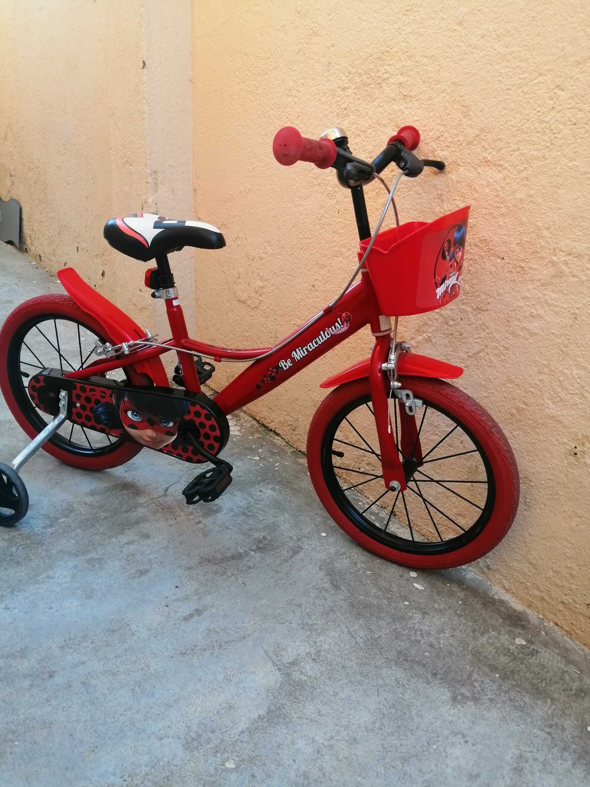 Bicicleta de menina roda 16