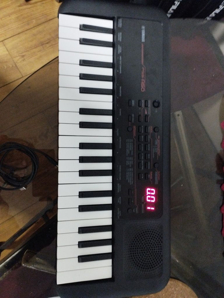 Novo teclado Yamaha a50