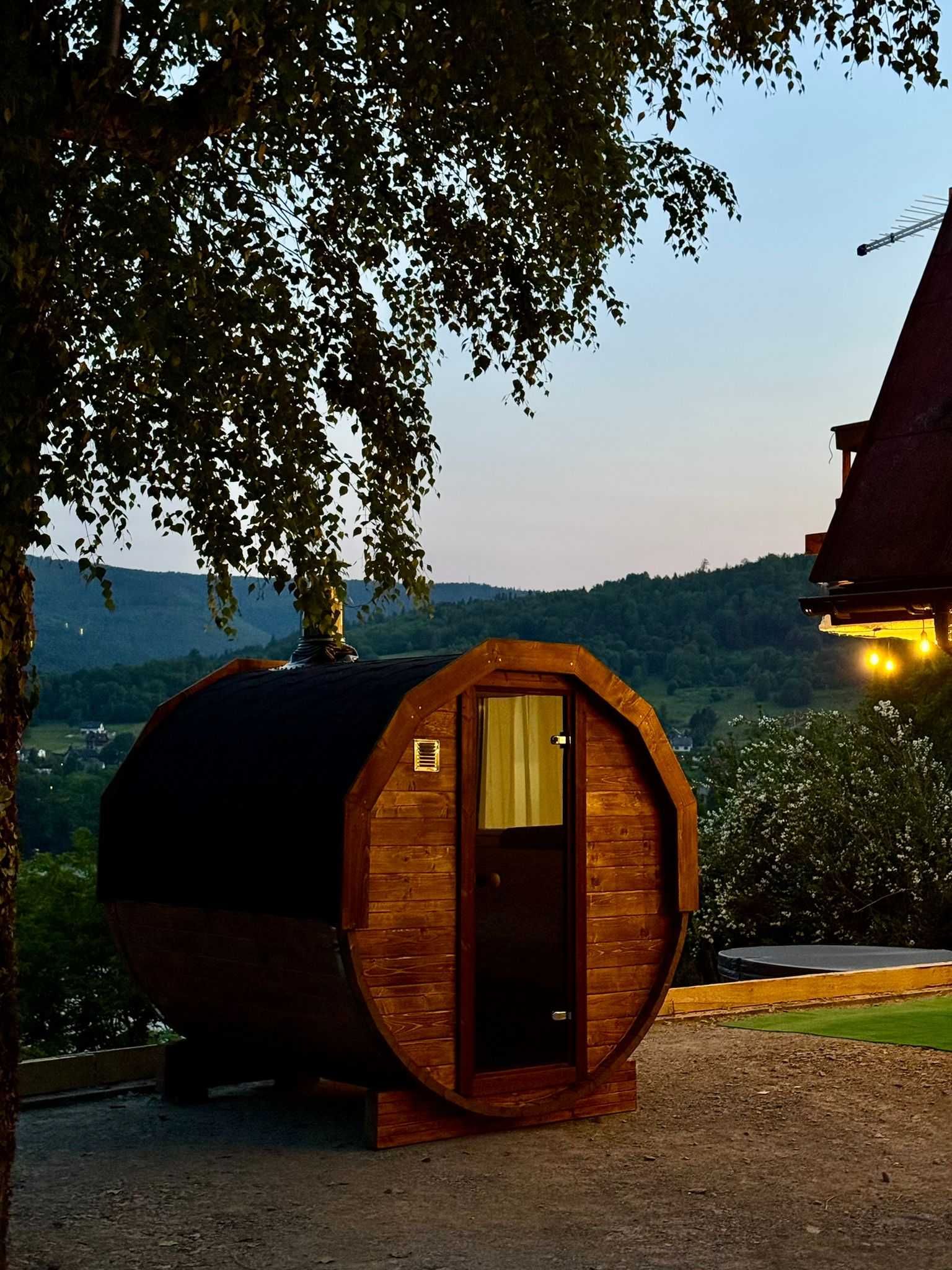 Willa nad Jeziorem dla 13 osób/ z bilardem i jacuzzi, sauną i basenem