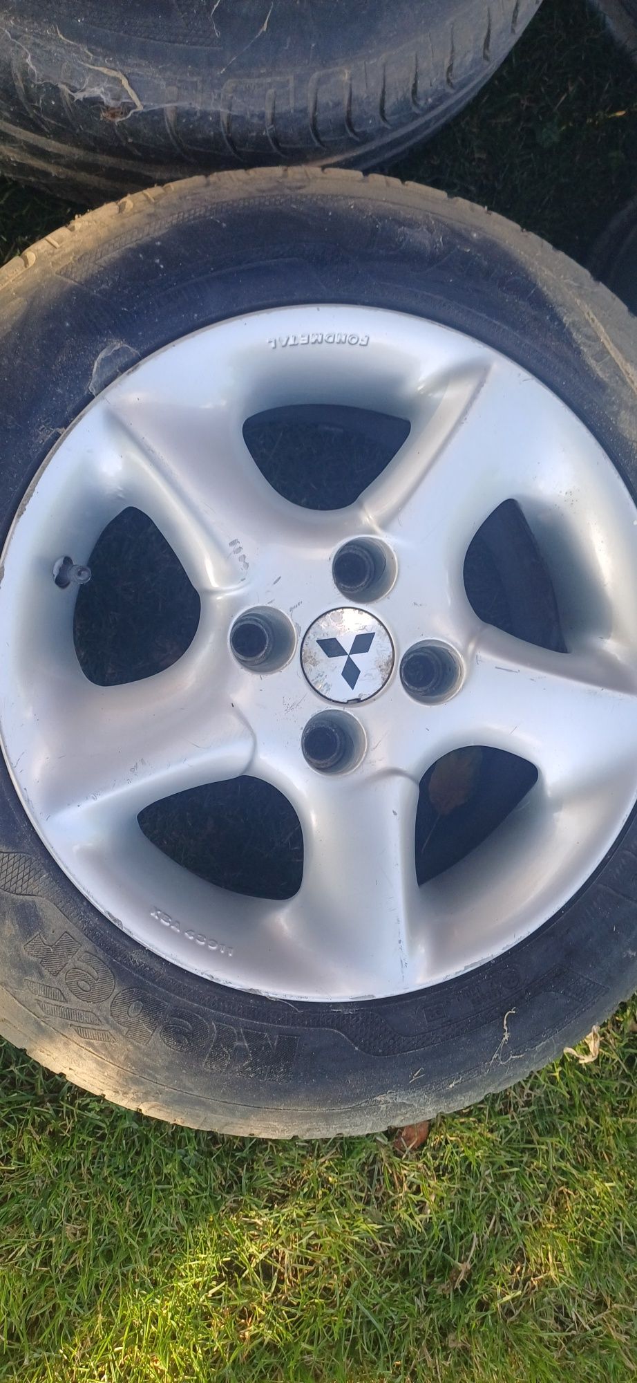 Felgi aluminiowe 4x114.3 otwór 56.1 et 38