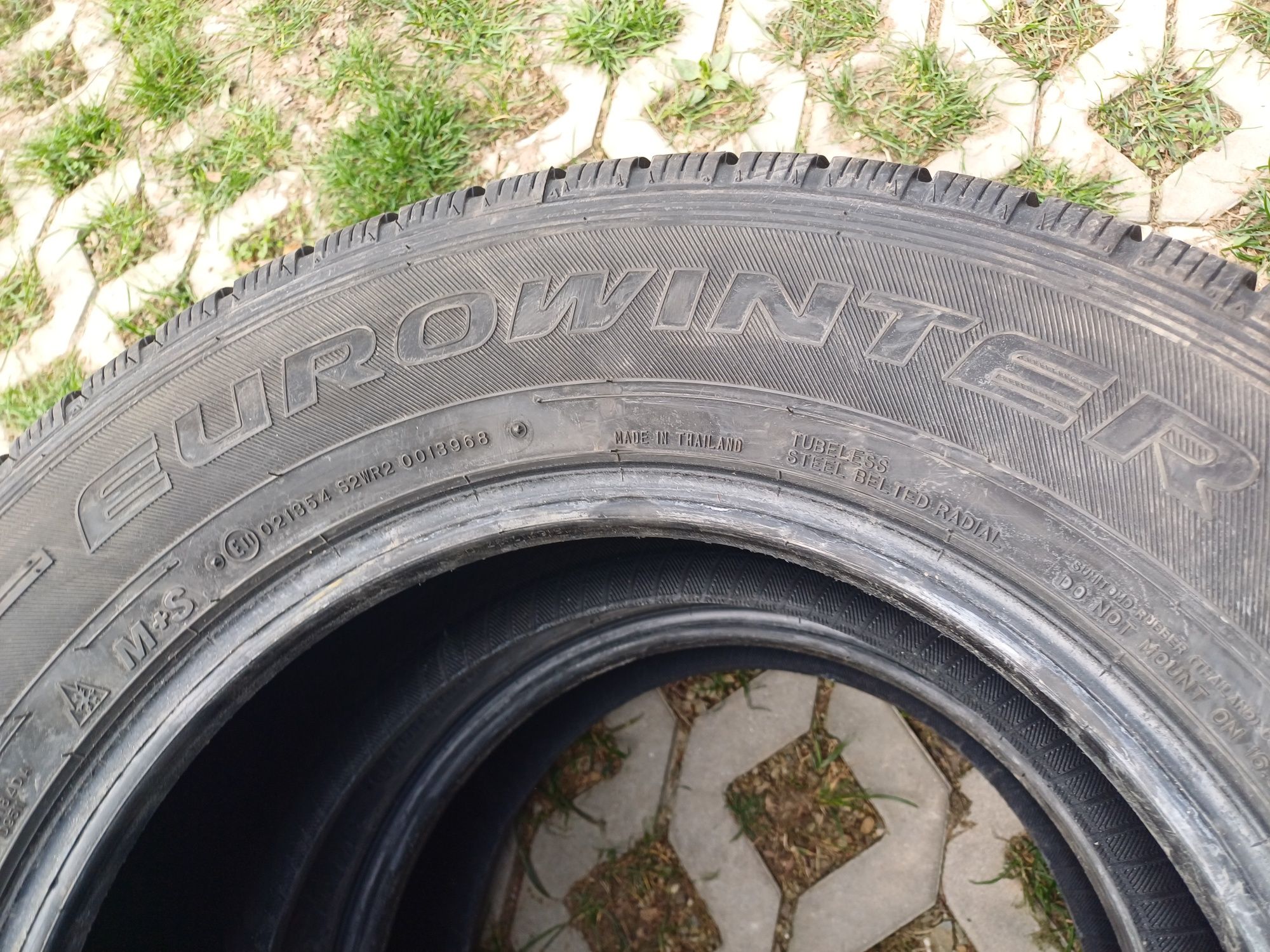 2 opony wielosezonowe 235/65r16c FALKEN 2024r