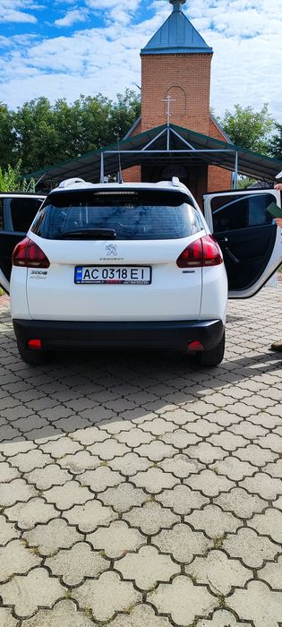Кросовер  Peugeot-2008 2017 автомат,пробіг69т.км. АТ(110к.с)