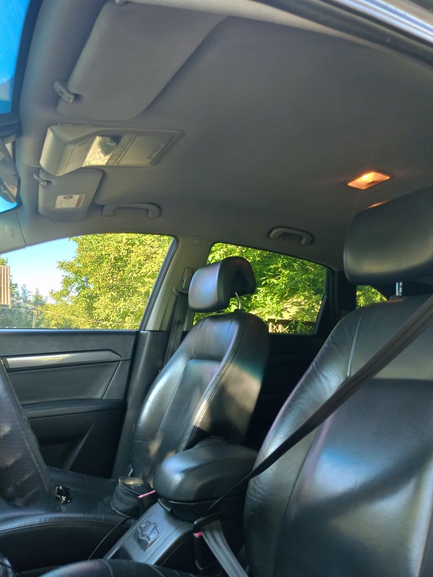 Продам власний автомобіль