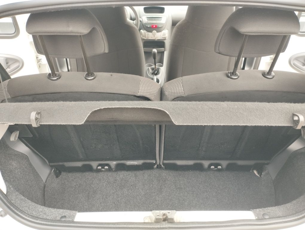 Toyota Aygo 2010 rok