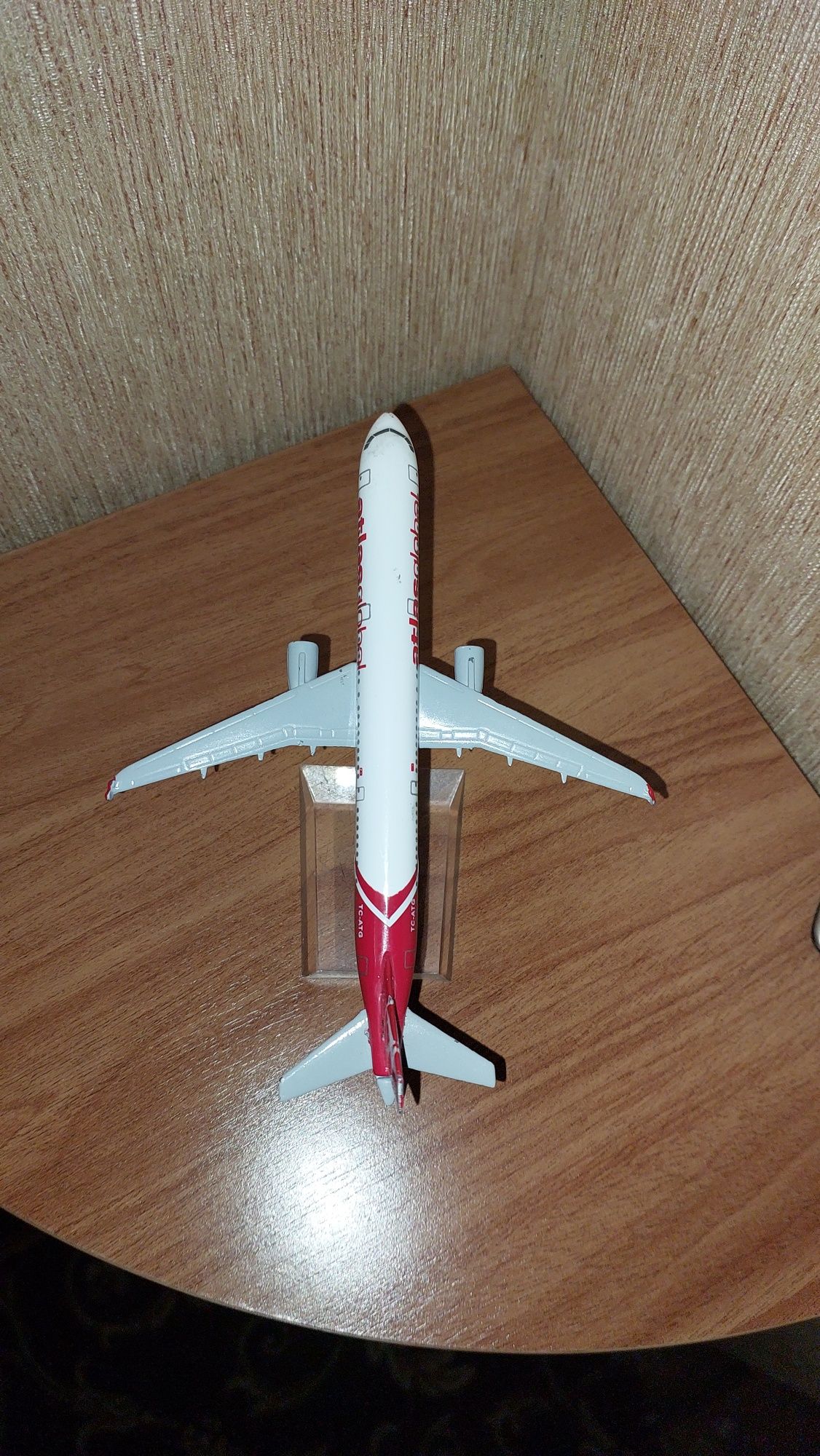 Модель самолёта AtlasGlobal