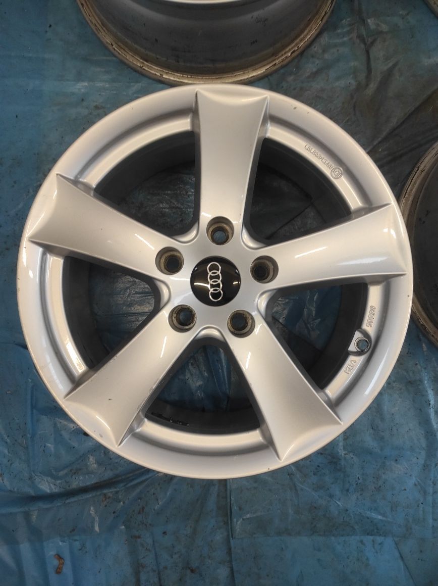 14 Felgi aluminiowe AUDI R 16 5x112 Bardzo Ładne