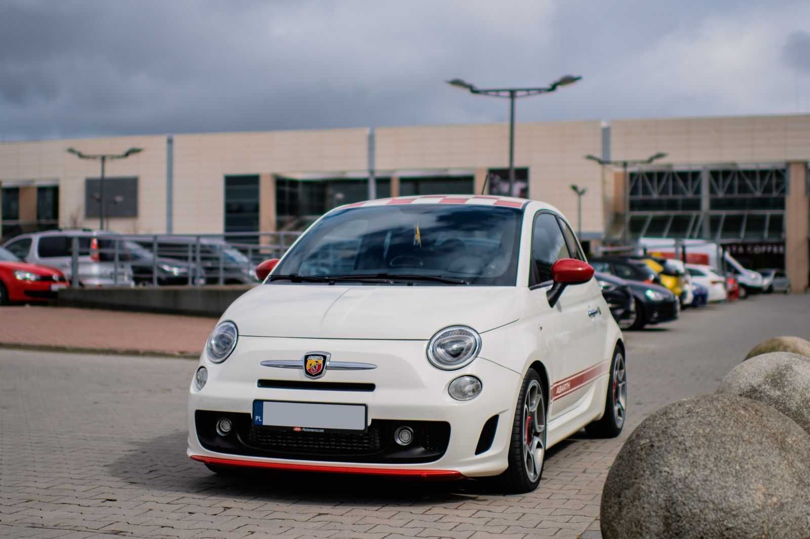 Abarth 500 /  220 km / salon Polska / Bezwypadek / tuning / alcantara