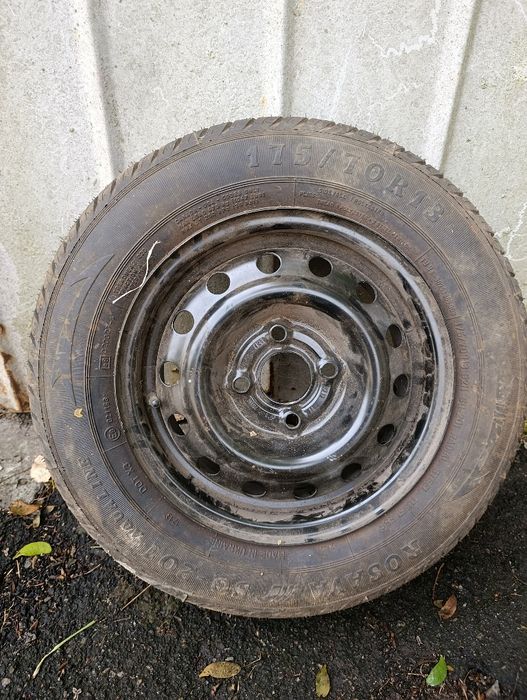 Колесо с зимней резиной