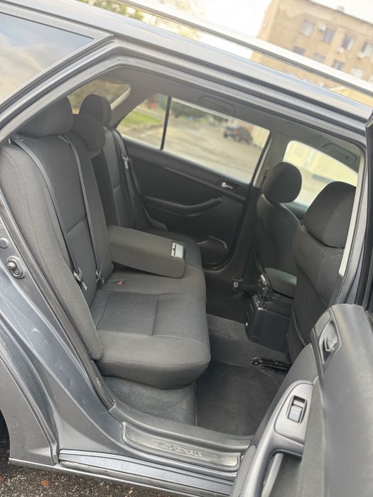 Toyota Avensis 2006р 2,0d мкпп 6ст в ідеальному стані універсал дизель