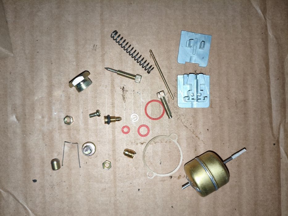 Zestaw naprawczy gaźnika K302 K301