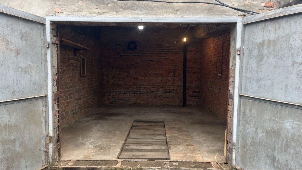 Продам гараж в кооперативі «Буревісник»