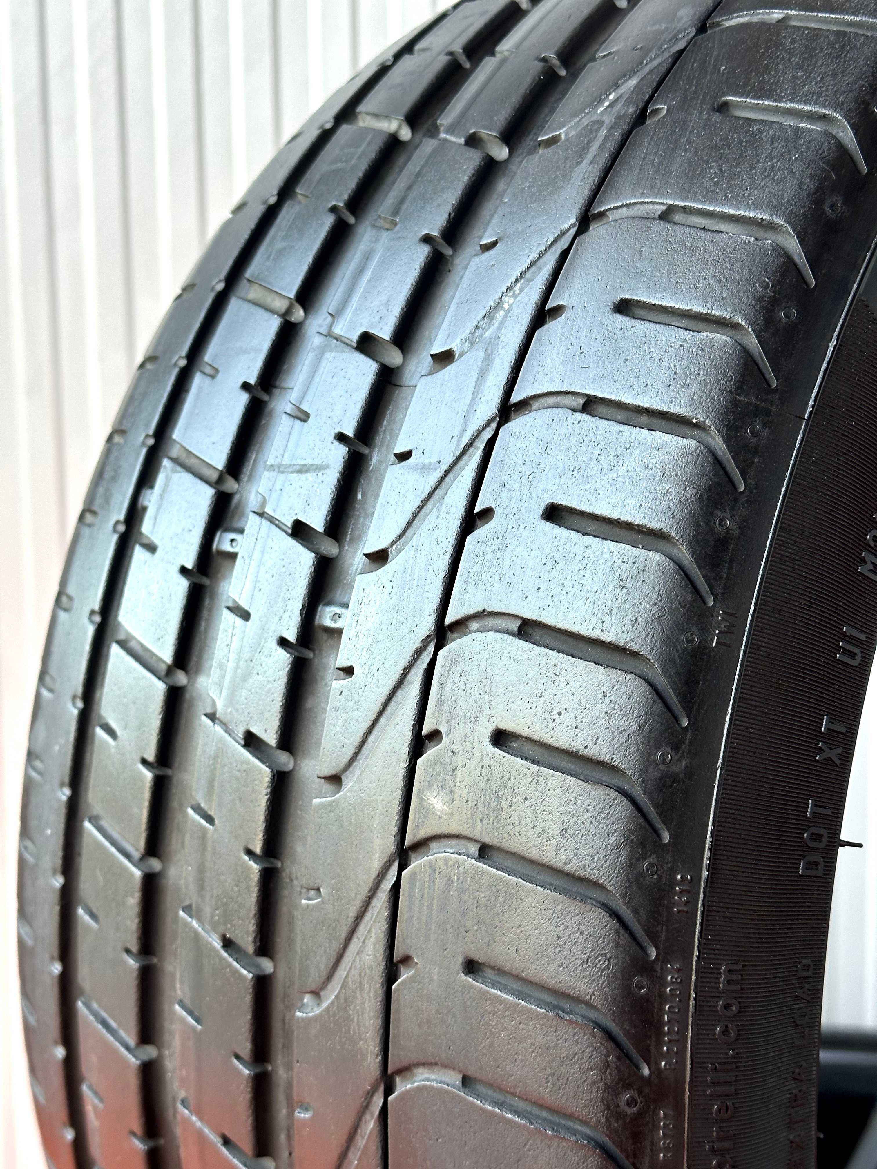 Pneus Pirelli Pzero - 245/35/19 - Como NOVOS