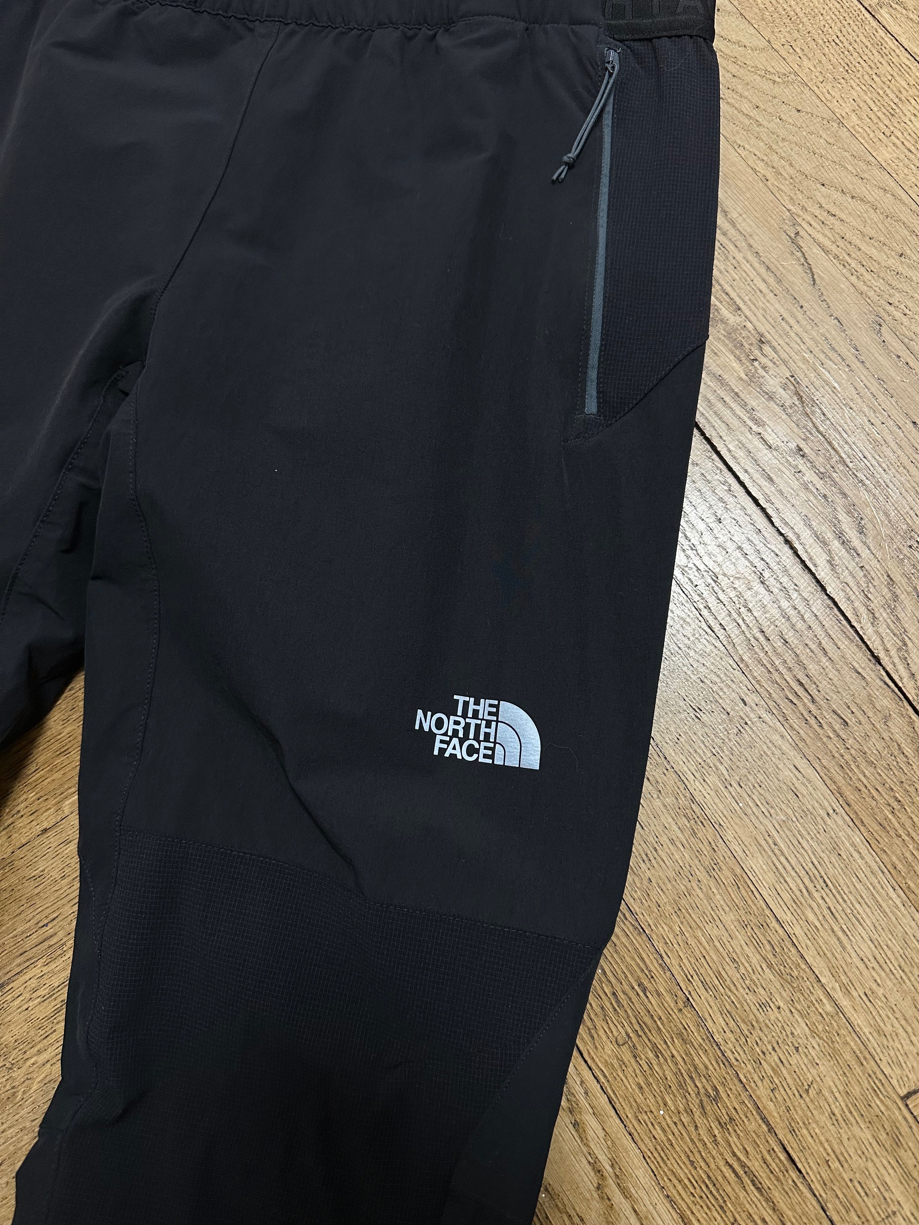 Штаны softshell the north face М размер