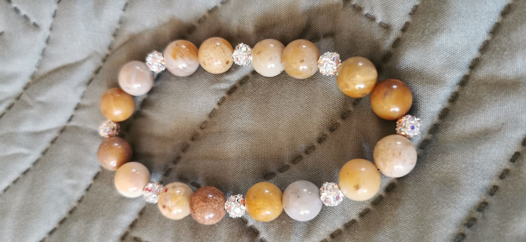 Bransoletka z kamieni naturalnych  jadeit