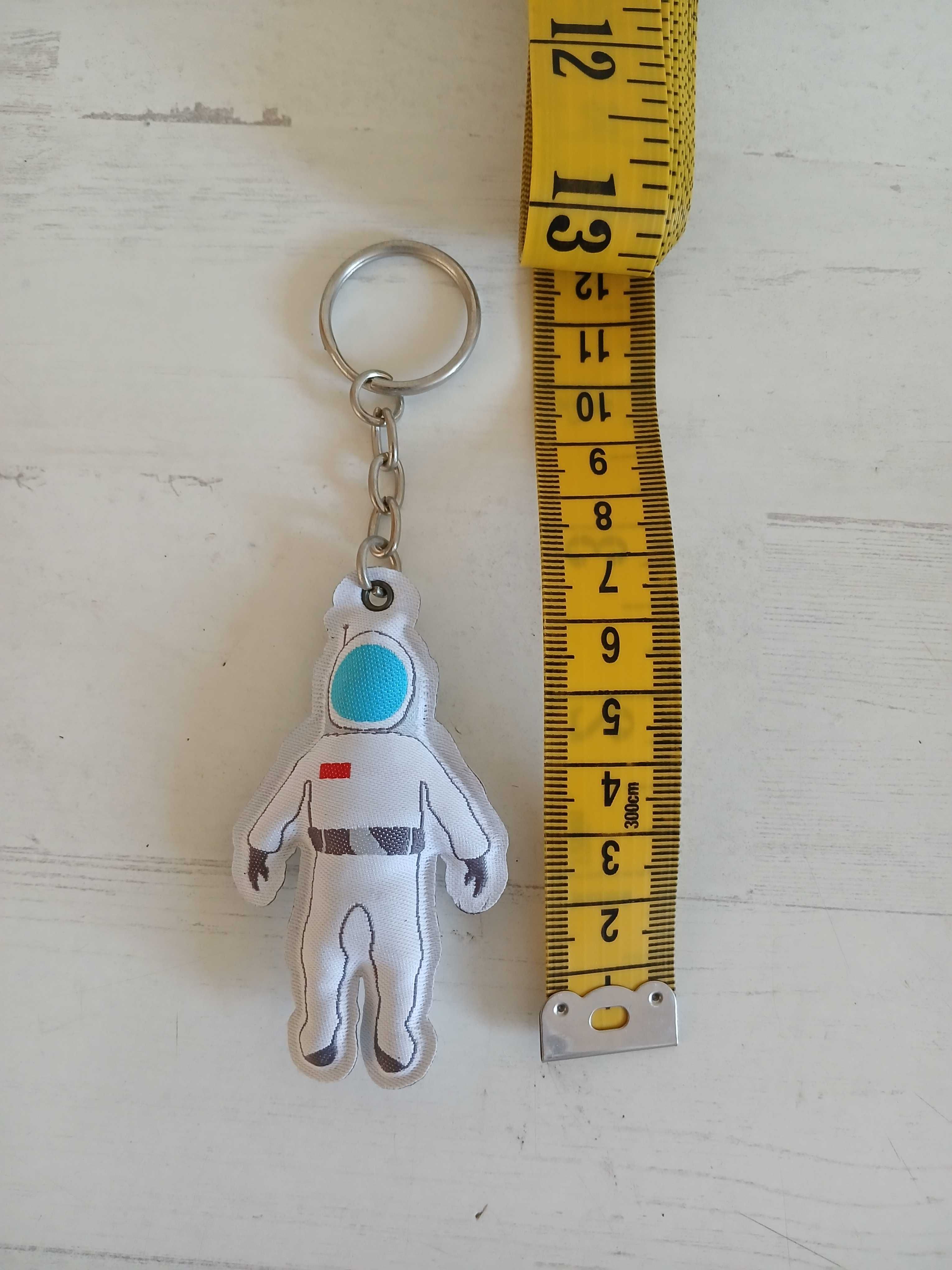 Porta-chaves Metálico Sabre Espada Samurai Astronauta Knife Keychain