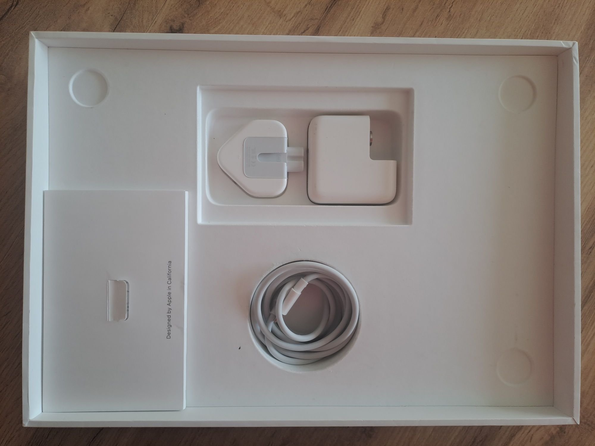 Apple MacBook  Gold Rose stan idealny 13"3 Retina