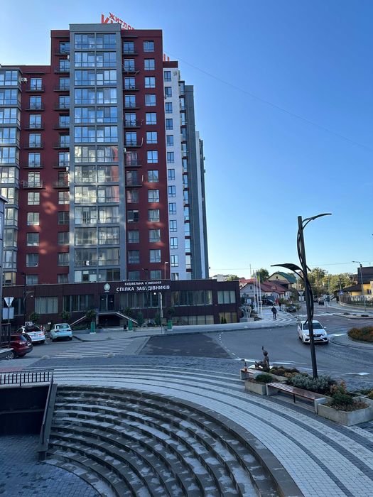 Здане Комерційне приміщення,продам  Княгинин,Галицька-Васильянок