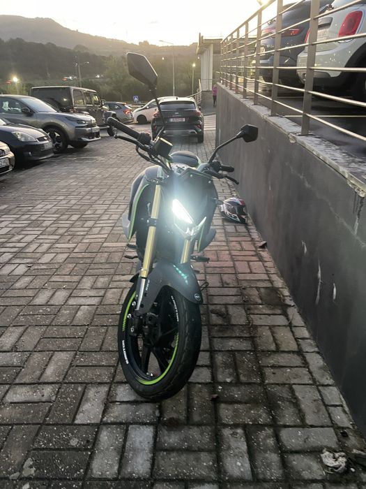 Srk 125 com garantia