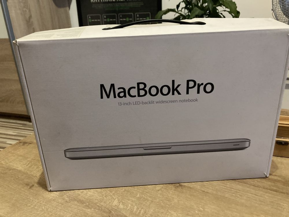 MacBook Pro 2012 13” 1TB SSD 16GB i7 2.9GHz Monterey