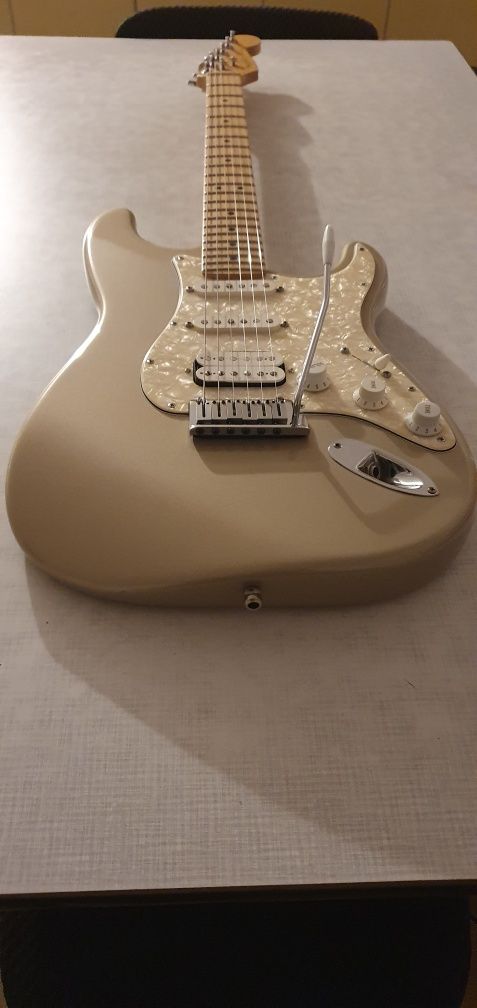 Fender American Lone Star Stratocaster 1997 r. USA