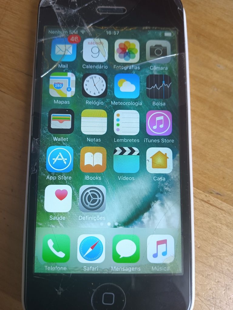 iPhone 5c bom estado