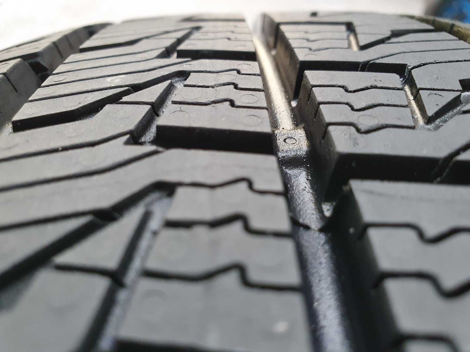 2x Continental VanContact Camper 225/75r16C  8,2mm 2024r