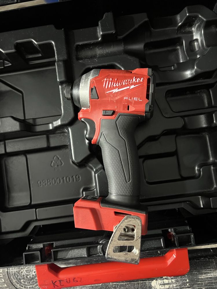 Milwaukee zakretarka udarowa FID2