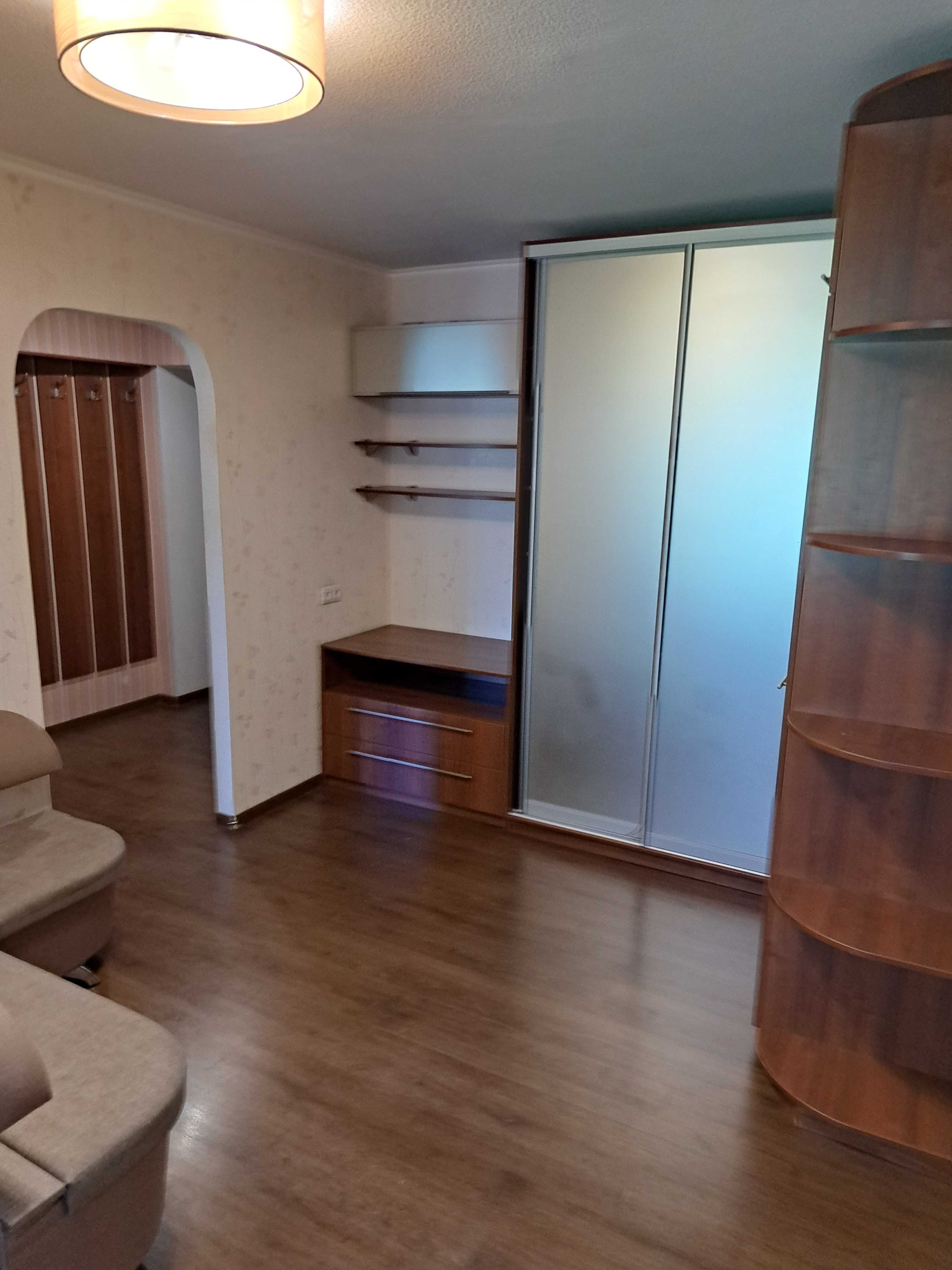 Сдам 1 к квартиру пр.Поля. ул. Л. Стромцова 3