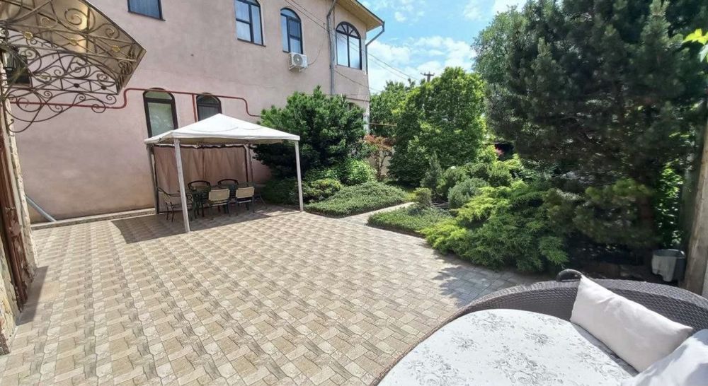 Костанди, частный дом