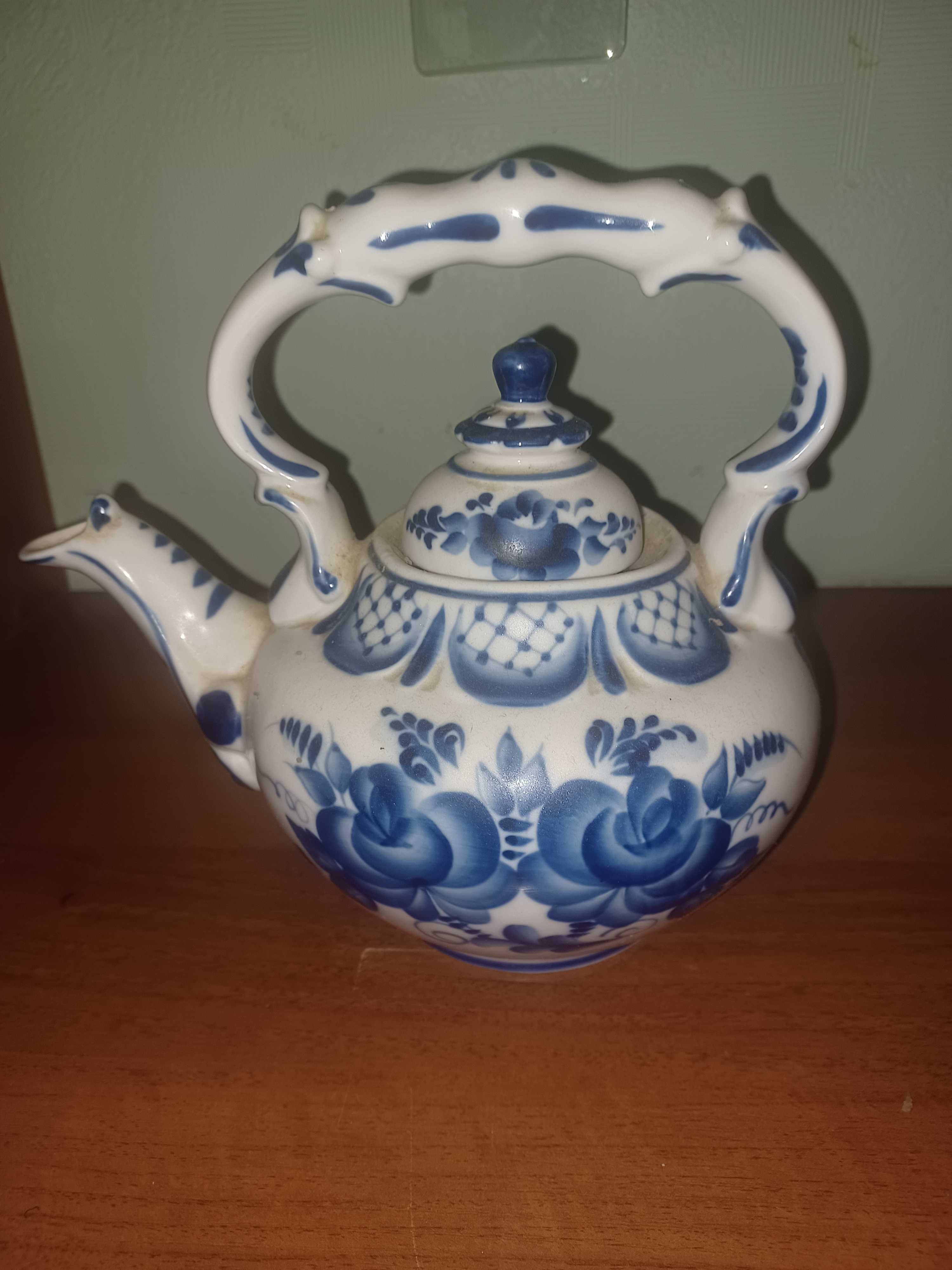 Чайник порцеляновий Гжель