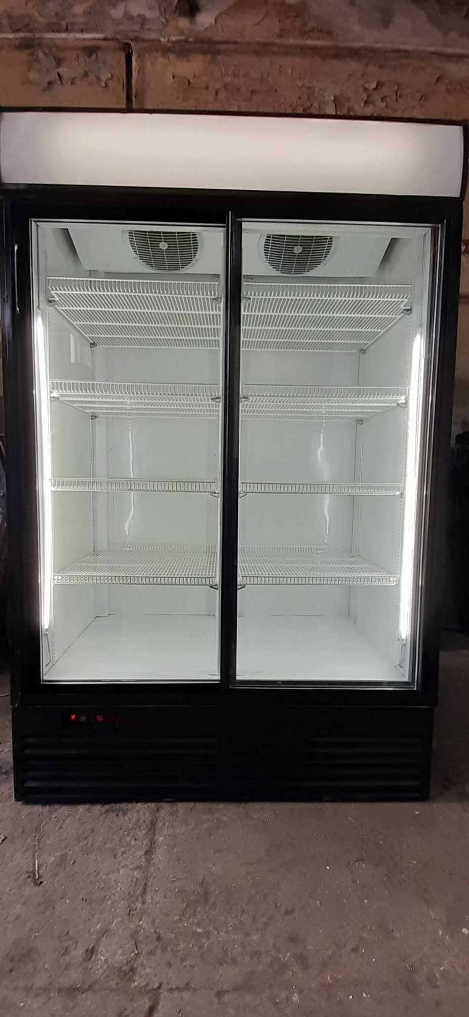Гарний стан! Холодильна шафа вітрина UBC Large Darkgray. Гарантія!