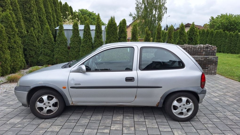 Opel Corsa B 1.2 Benzyna