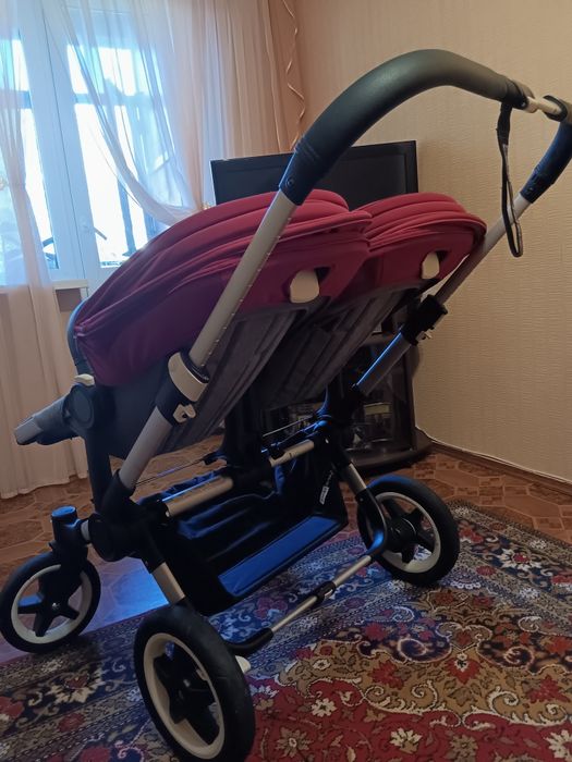 коляска bugabo для двойнят.