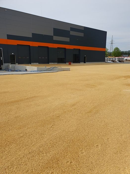 Maszynowe układanie kostki, przemysłowe układanie