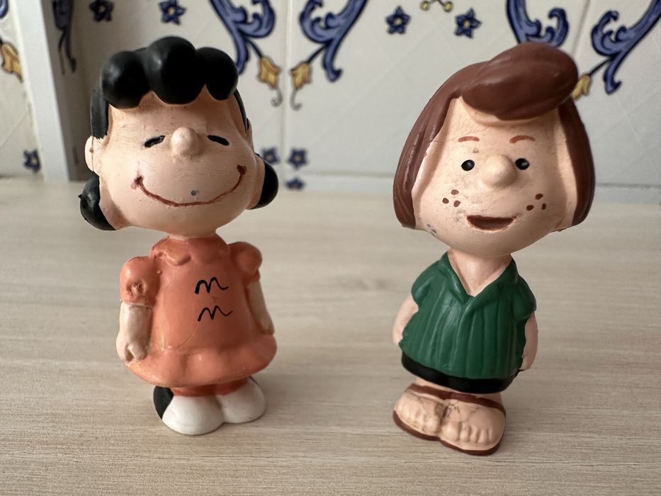 Charlie Brown Snoopy Peanuts United Feature pvc bonecos