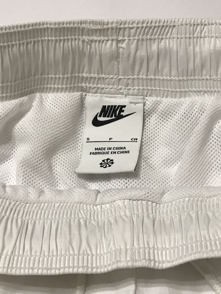 Нейлонові штани Nike (свіжі колекції)
