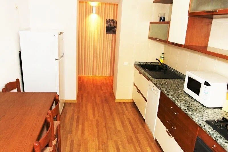 Сдам 3 ком кв Центр Дерибасовская Ришельевская Балкон Горсад Код1287