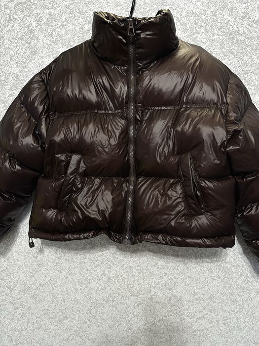 Продам куртку в трендовому шоколадному кольорі